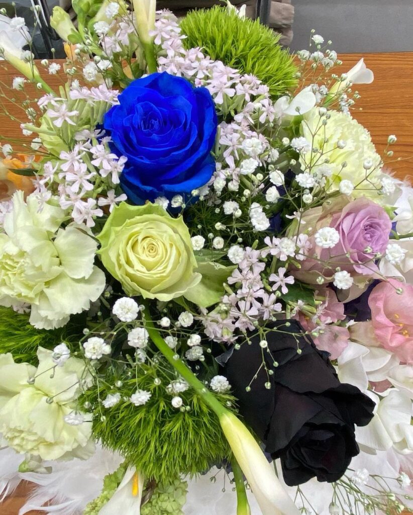 フラワーアレンジメント「ある伝説の結婚式のテーブル装花の再現」
