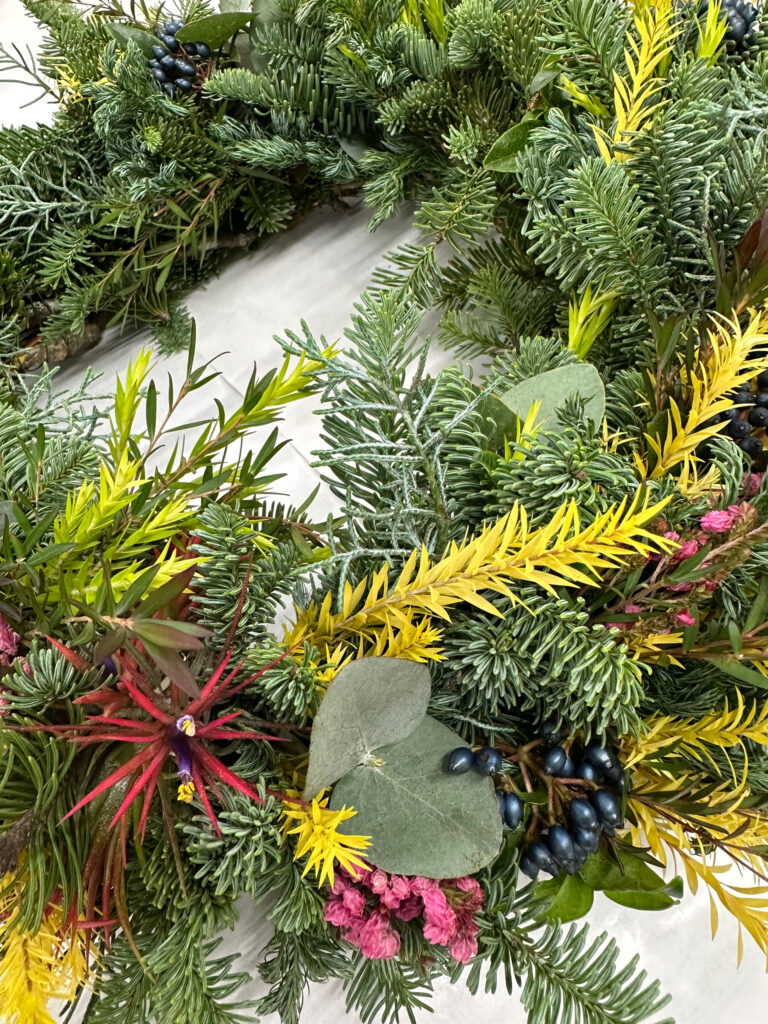 クリスマスリースを作る